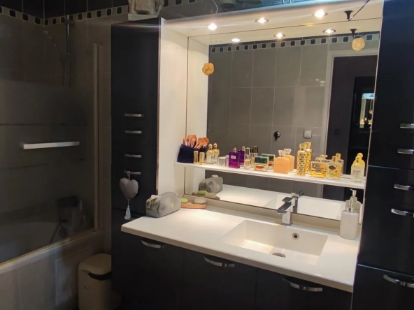 Appartement à vendre à Juvisy-sur-Orge avec vue sur la Seine 