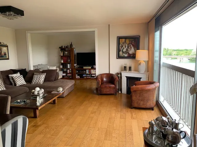 Appartement à vendre à Juvisy-sur-Orge avec vue sur la Seine 