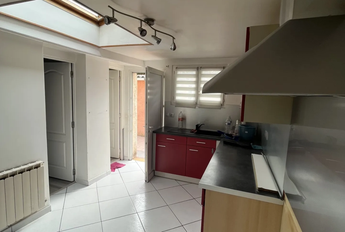 Maison de ville Pont à Vendin - 90m2 - 2 chambres - Cave et cour 