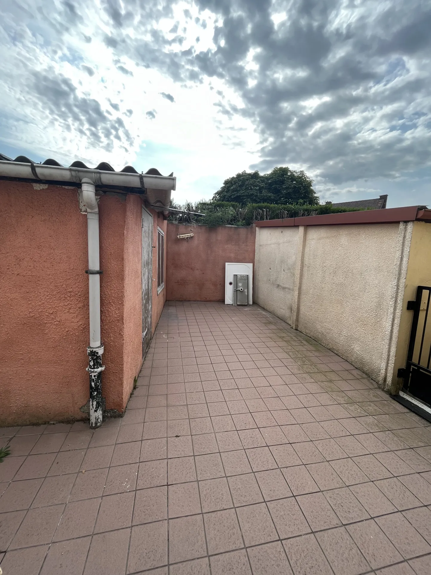 Maison de ville Pont à Vendin - 90m2 - 2 chambres - Cave et cour 