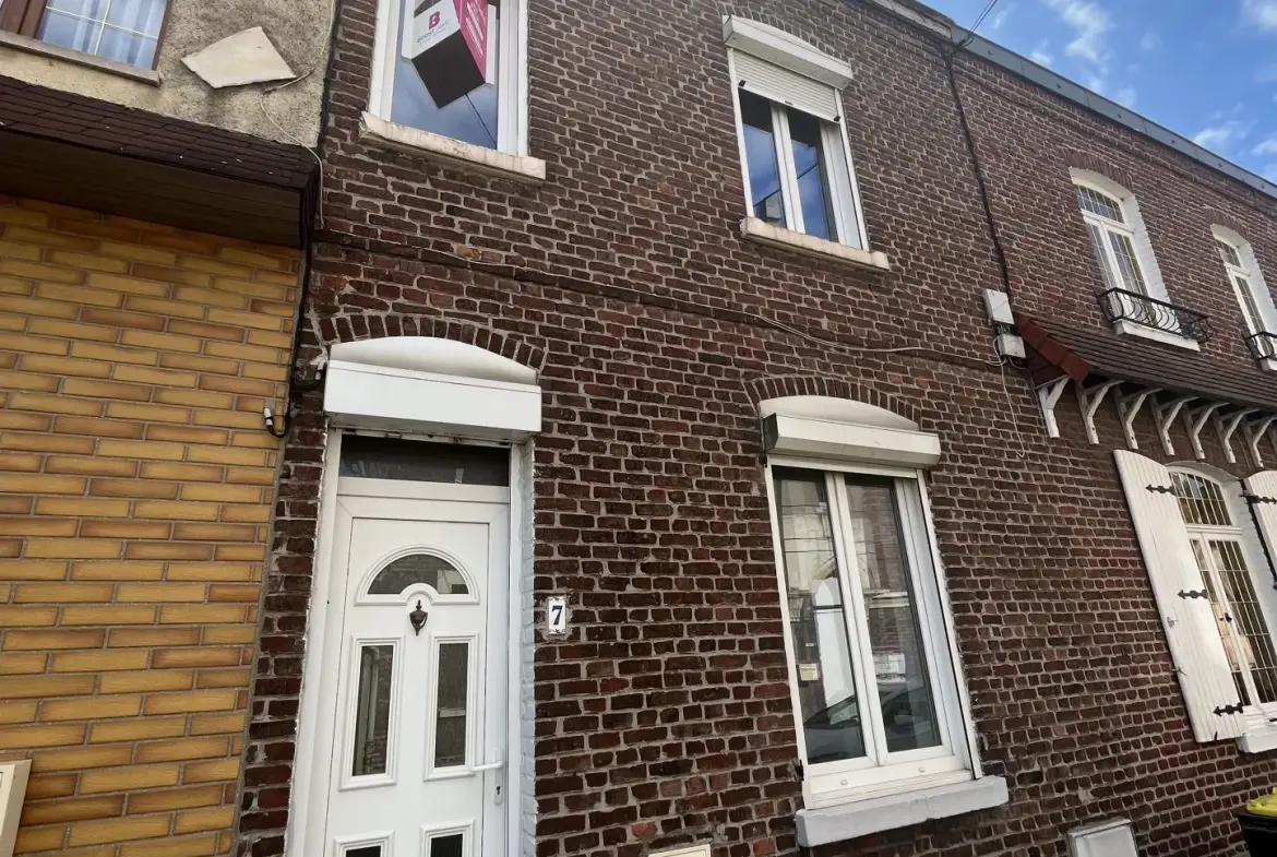 Maison de ville Pont à Vendin - 90m2 - 2 chambres - Cave et cour 