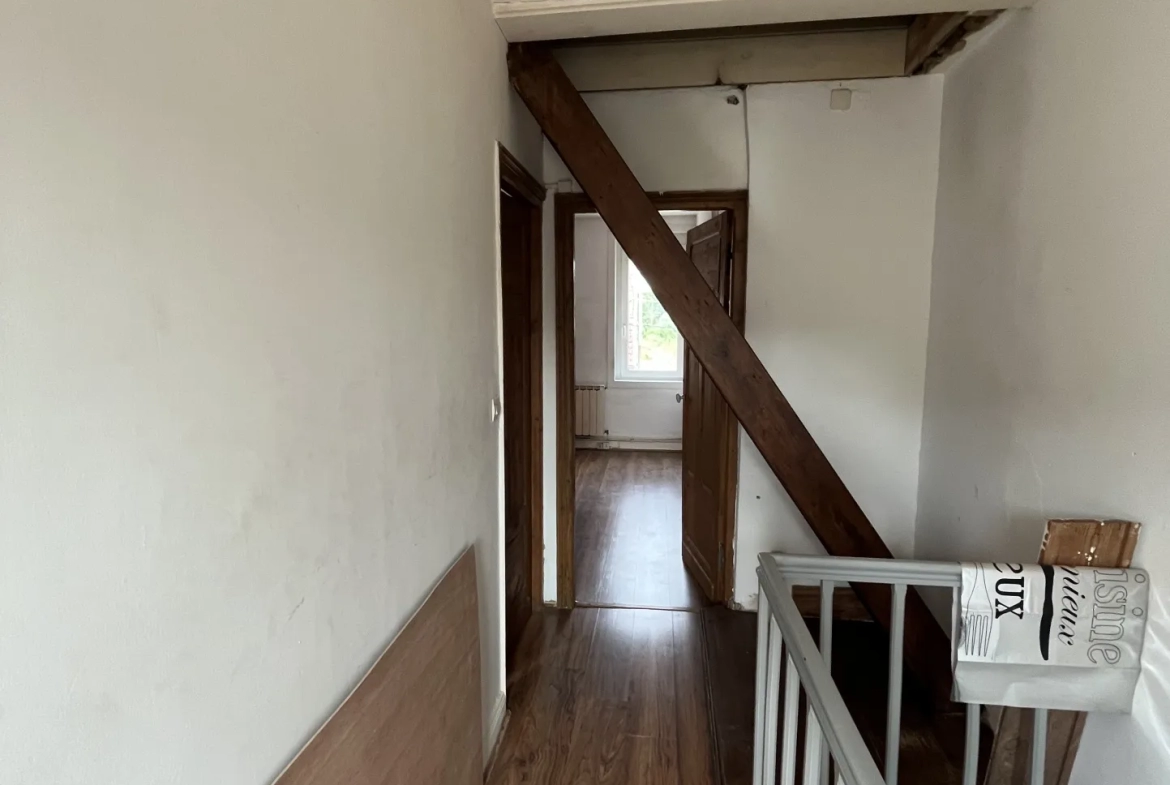 Maison de ville Pont à Vendin - 90m2 - 2 chambres - Cave et cour 