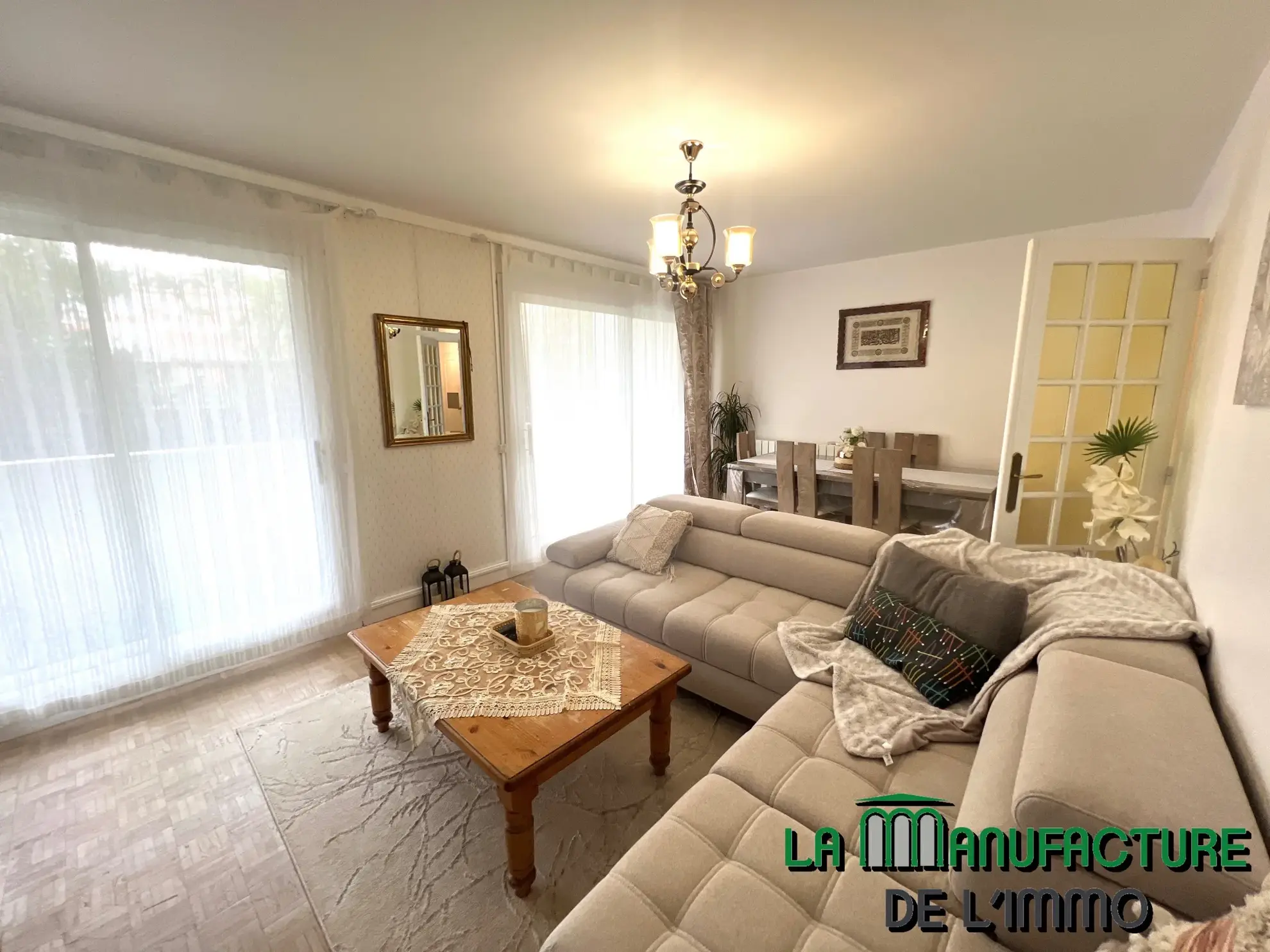Appartement F5 de 98.16 m2 - 4 balcons - cave et garage / Bergson 