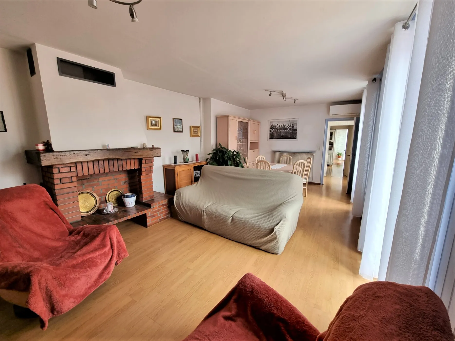 Maison de bourg de 204m2 avec terrain et garage à acheter à Saint-Amant-Tallende avec HP Immobilier 