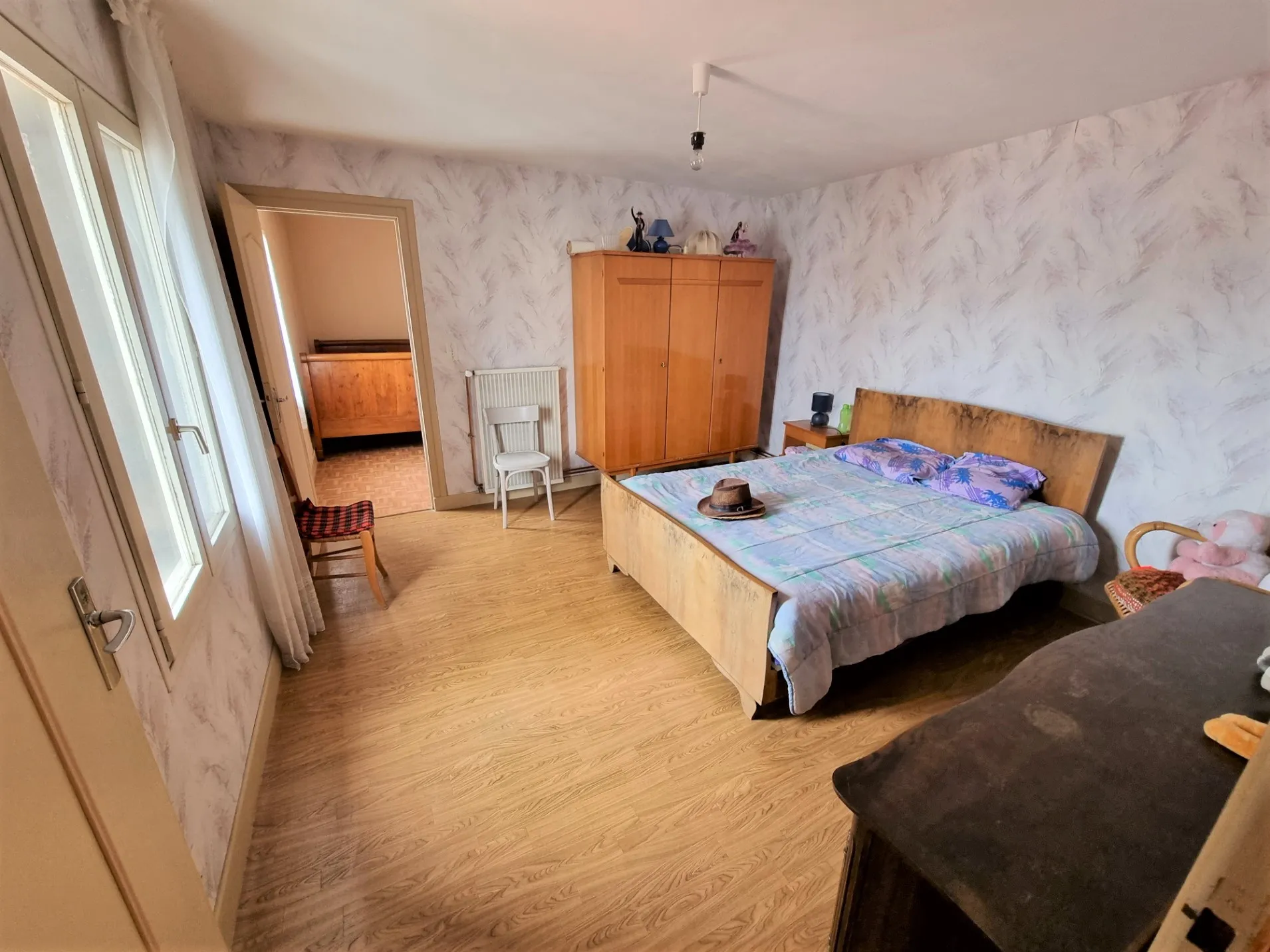Maison de bourg de 204m2 avec terrain et garage à acheter à Saint-Amant-Tallende avec HP Immobilier 