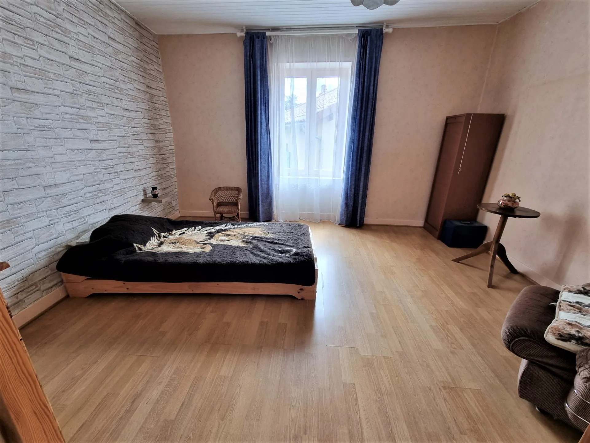 Maison de bourg de 204m2 avec terrain et garage à acheter à Saint-Amant-Tallende avec HP Immobilier 