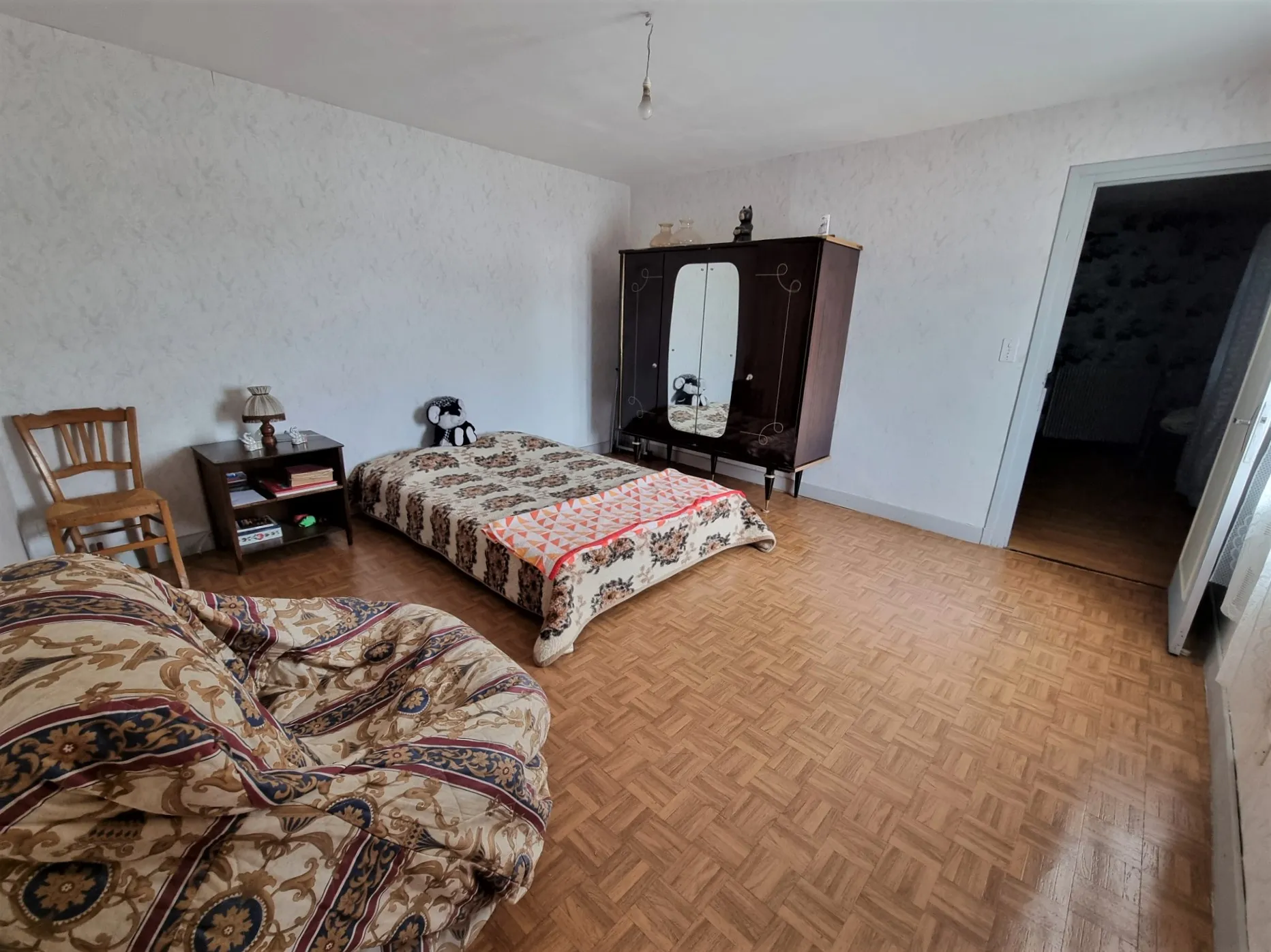 Maison de bourg de 204m2 avec terrain et garage à acheter à Saint-Amant-Tallende avec HP Immobilier 