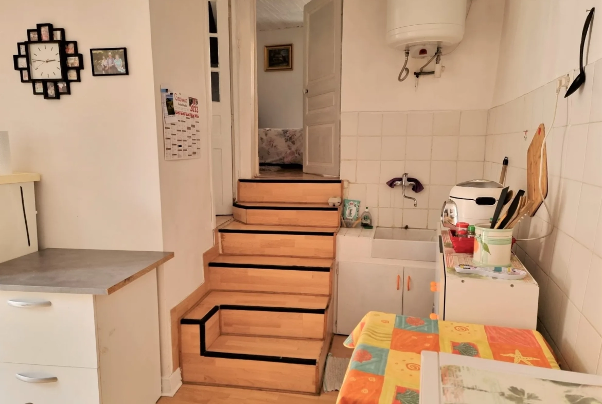 Maison de bourg de 204m2 avec terrain et garage à acheter à Saint-Amant-Tallende avec HP Immobilier 