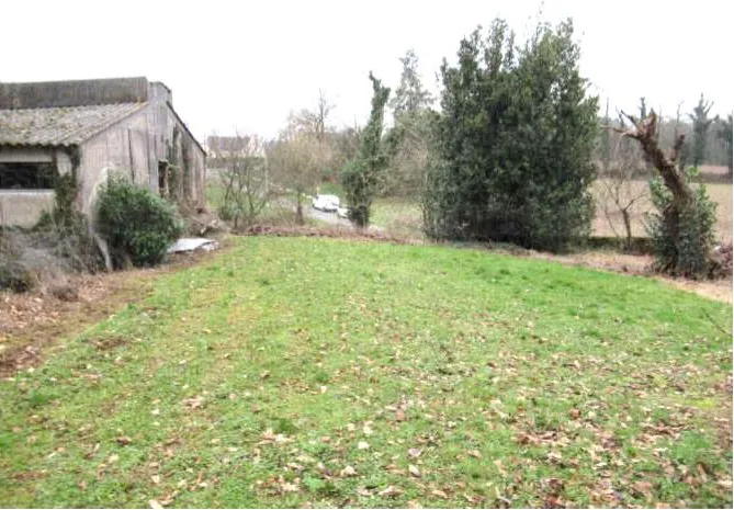 Terrain avec des droits à bâtir à Saint-Thuriau 