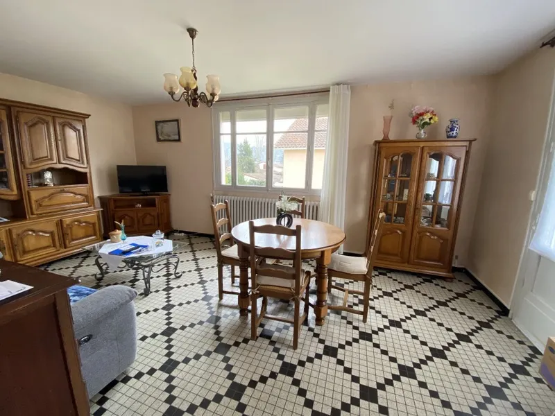 Vente - Villa avec jardin à St Sylvestre sur Lot - 140m2 - 4 chambres 
