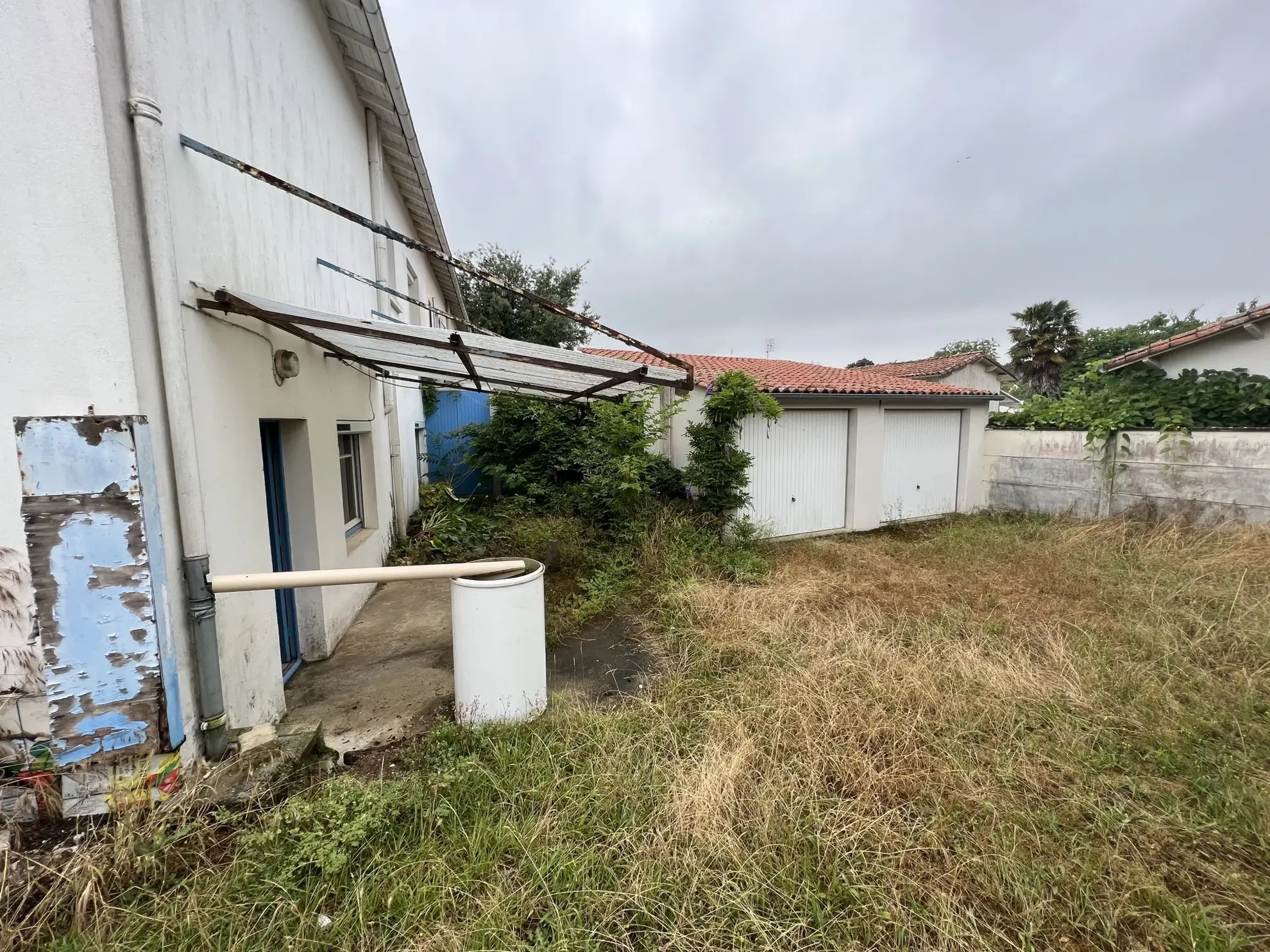 Maison à Restaurer à Meschers-sur-Gironde près de la Plage 