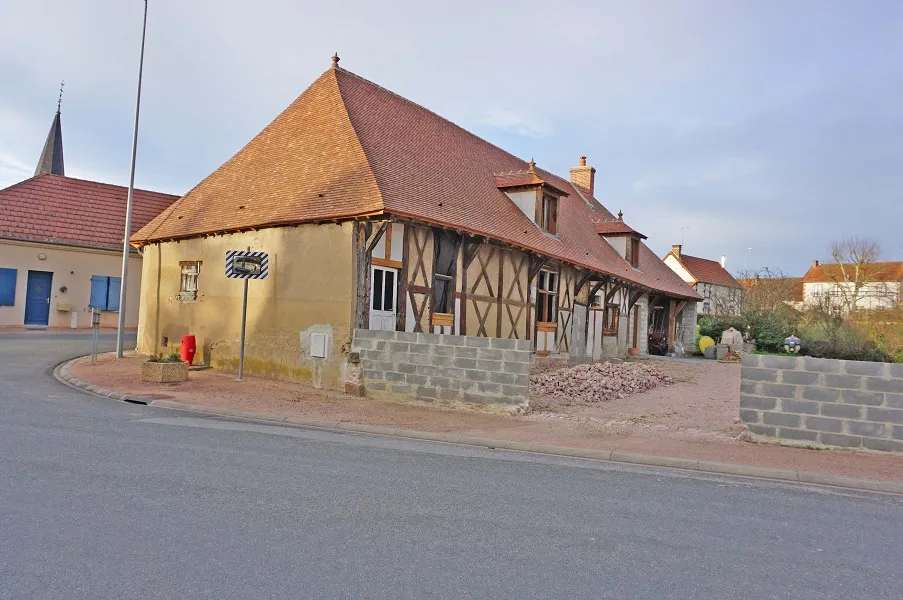 Maison Bourbon - Charmante maison du 17ème siècle à colombage 