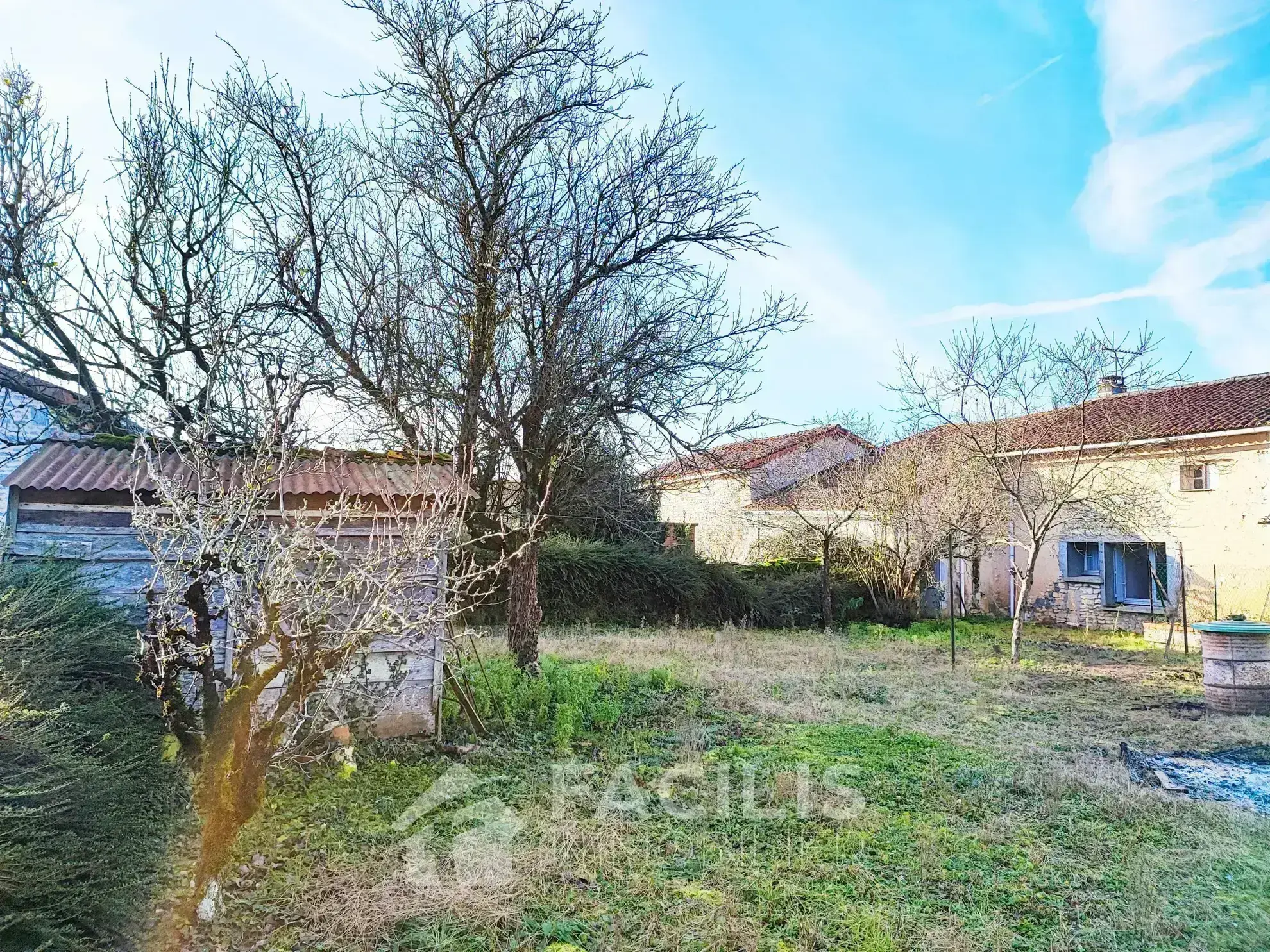 Maison 3 pièces 67m2 à rénover 