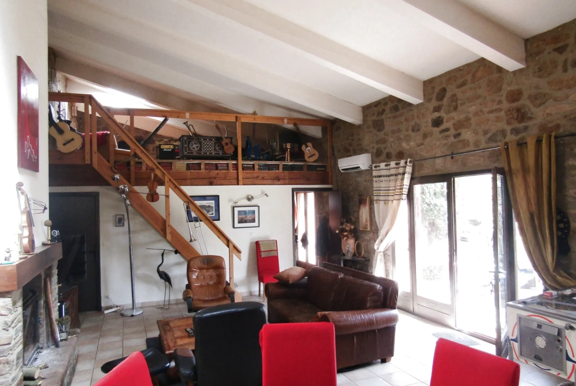 Maison de village plain-pied à vendre à St Paul de Fenouillet 