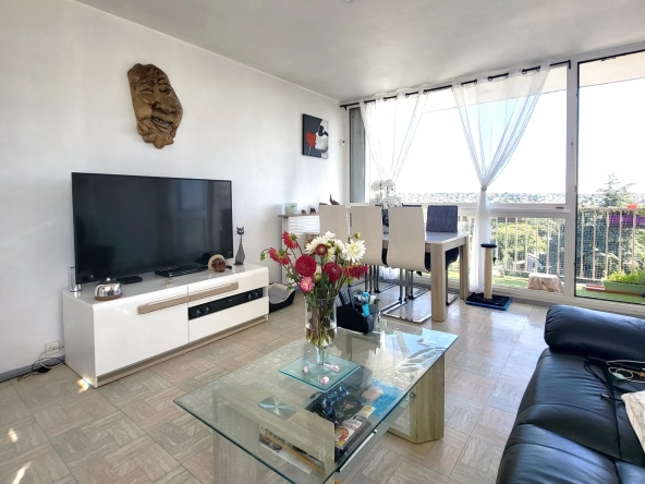 Appartement T3 lumineux et fonctionnel à Osny 