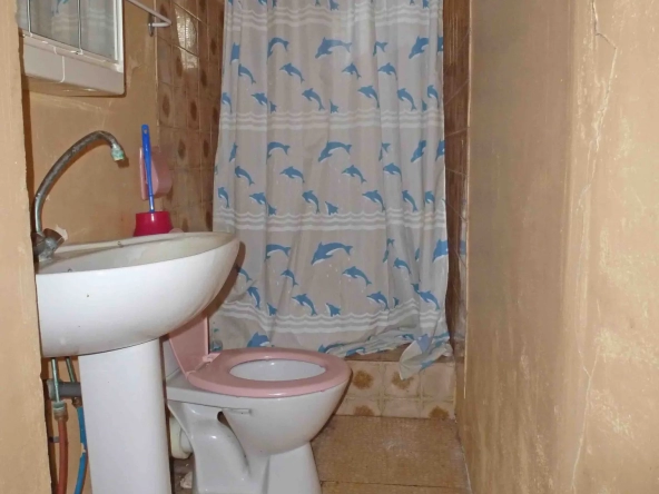 Maison T5 à rénover sur 279m2 de terrain à Sigean 