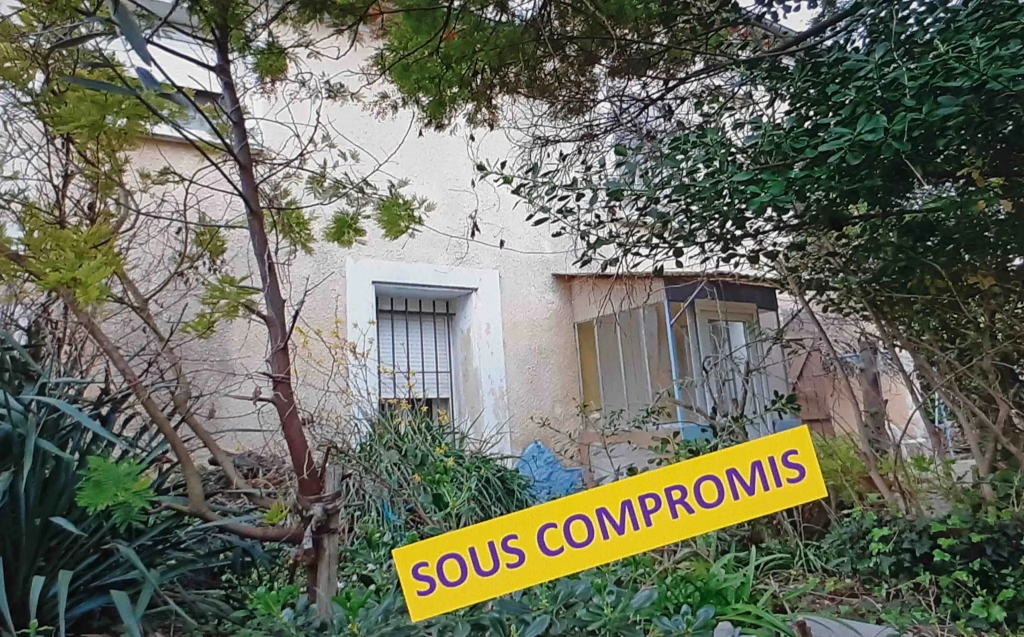 Maison T5 à rénover sur 279m2 de terrain à Sigean