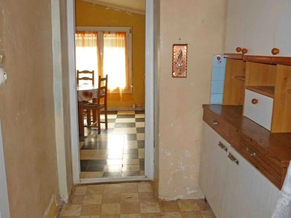 Maison T5 à rénover sur 279m2 de terrain à Sigean 