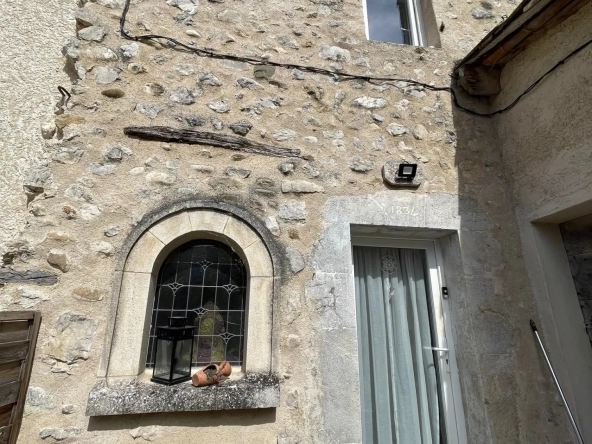 Maison de village de 110m2 à acheter à Ribiers (05) 
