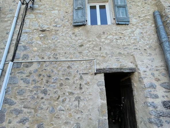 Maison de village de 110m2 à acheter à Ribiers (05) 