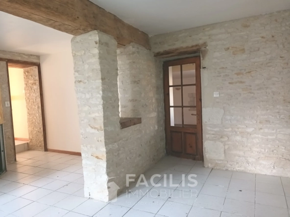 Maison de 145 m2 avec jardin proche des commodités