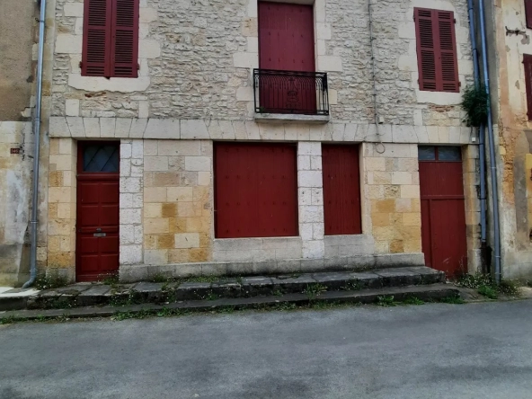 Maison de village à Lacapelle-Biron avec jardin