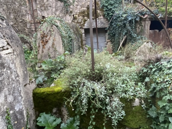 Maison de village à Lacapelle-Biron avec jardin 