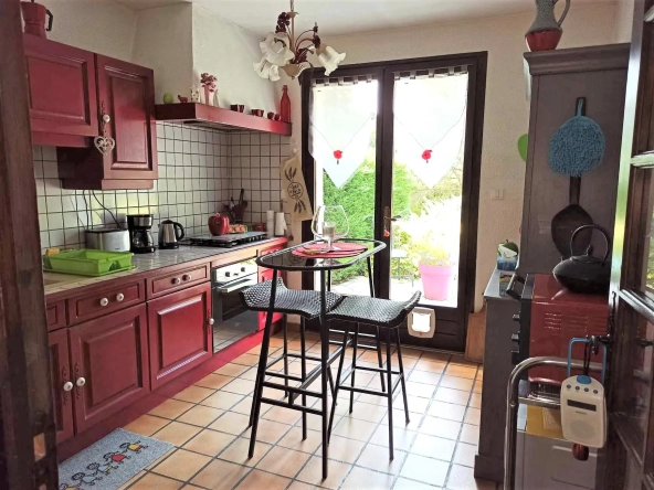 Maison d'architecte de 150 m2 à vendre à 15 minutes de Vichy 