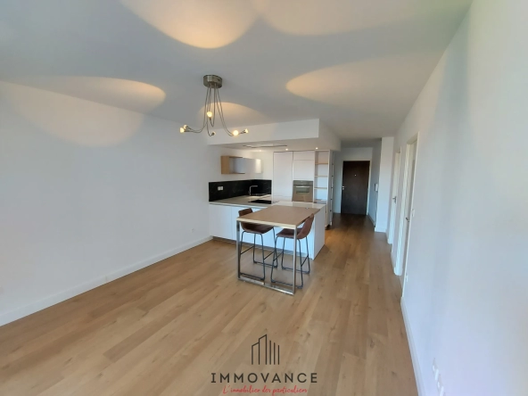 Vente T2 50m2 avec terrasse et place de parking à Montpellier 