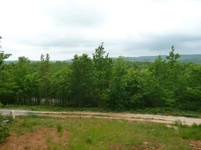 Terrain à bâtir à Montcabrier avec Certificat d'Urbanisme positif