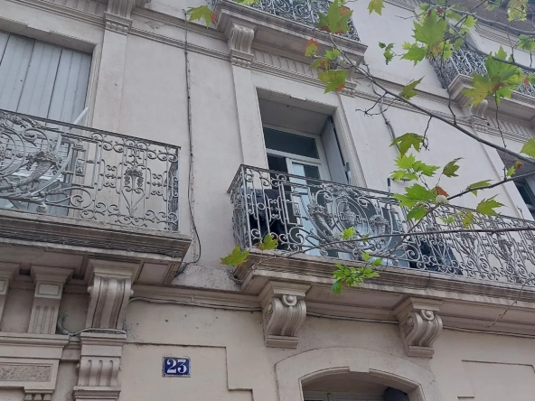 Appartement F4 de 96m2 en centre ville - Montpellier