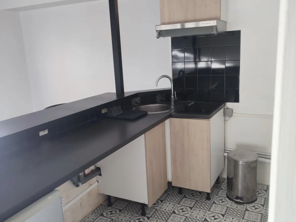Grand studio de 30m2 à Antony pour investisseur ou primo-accédant! 