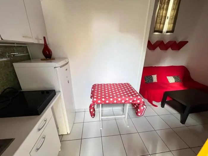 Studio de 14m2 au calme à Nice - Quartier du Port 