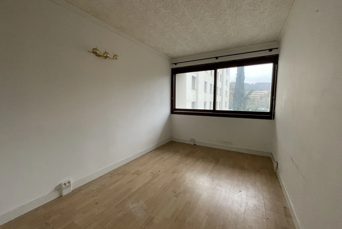 Appartement 3 Pièces Résidence Standing Palaiseau 