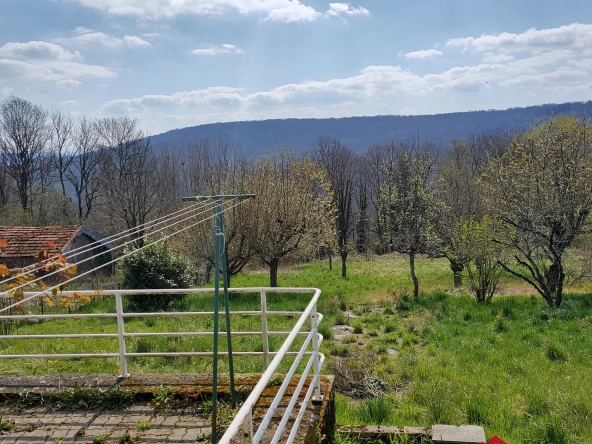 Longère de 115 m2 de type 4 avec un terrain de 2010 m2 