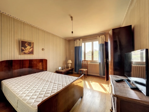 Maison 4 pièces 94 m2 - terrain 744 m2 - Montmerle-sur-Saône