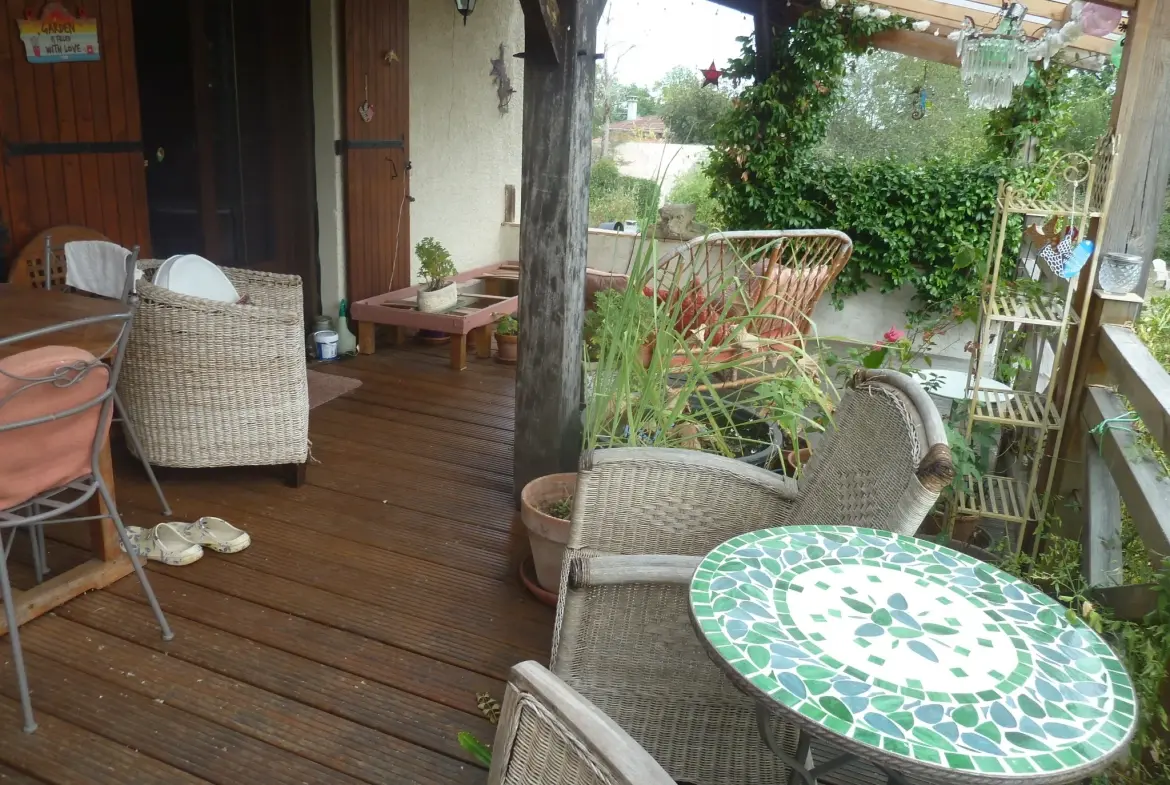 Maison sur sous-sol au calme à Monsempron libos 