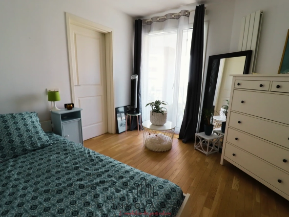 Appartement T2 avec terrasse à vendre à Port Marianne, Montpellier 