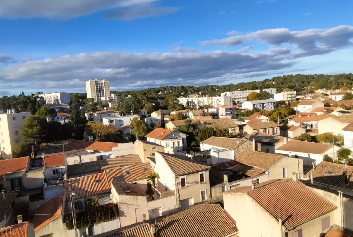 Appartement Quartier Croix de Fer T2/3 en dernier étage avec ascenseur 