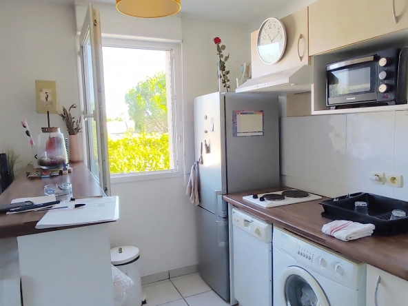 Appartement T2 déjà loué avec terrasse et parking à Carcassonne 