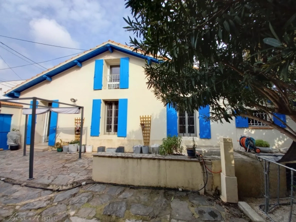 Maison de ville quartier Beausoleil à Nîmes