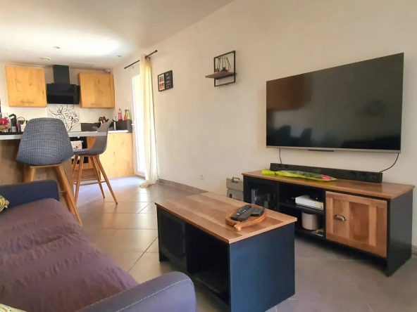 Appartement Type 2 avec Terrasse et Parking à Gardanne 13120 