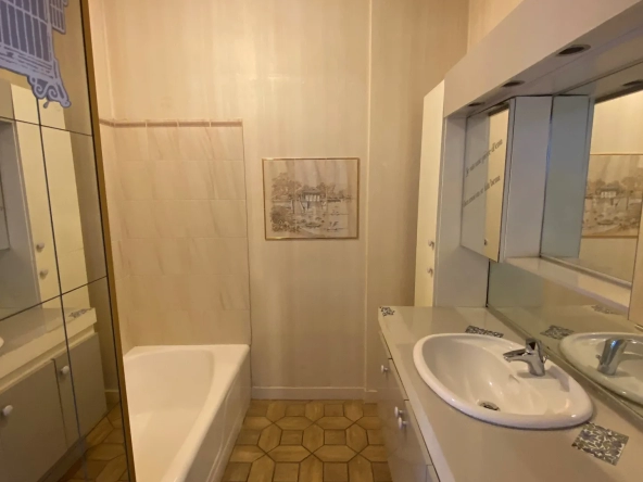 Appartement F4 à Chatenay-Malabry avec vue dégagée 