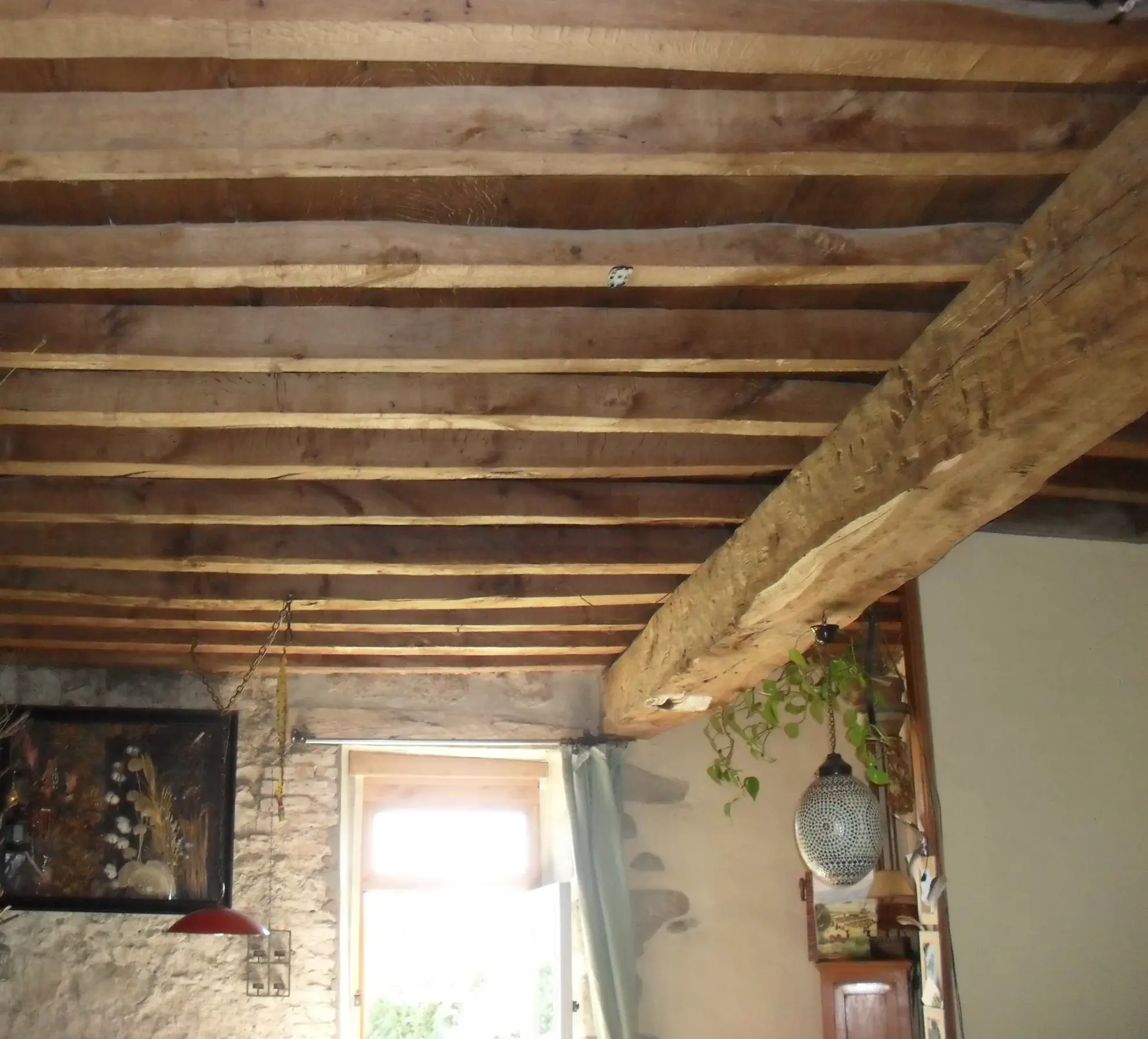 Maison avec grande grange sur terrain avec vue dégagée 