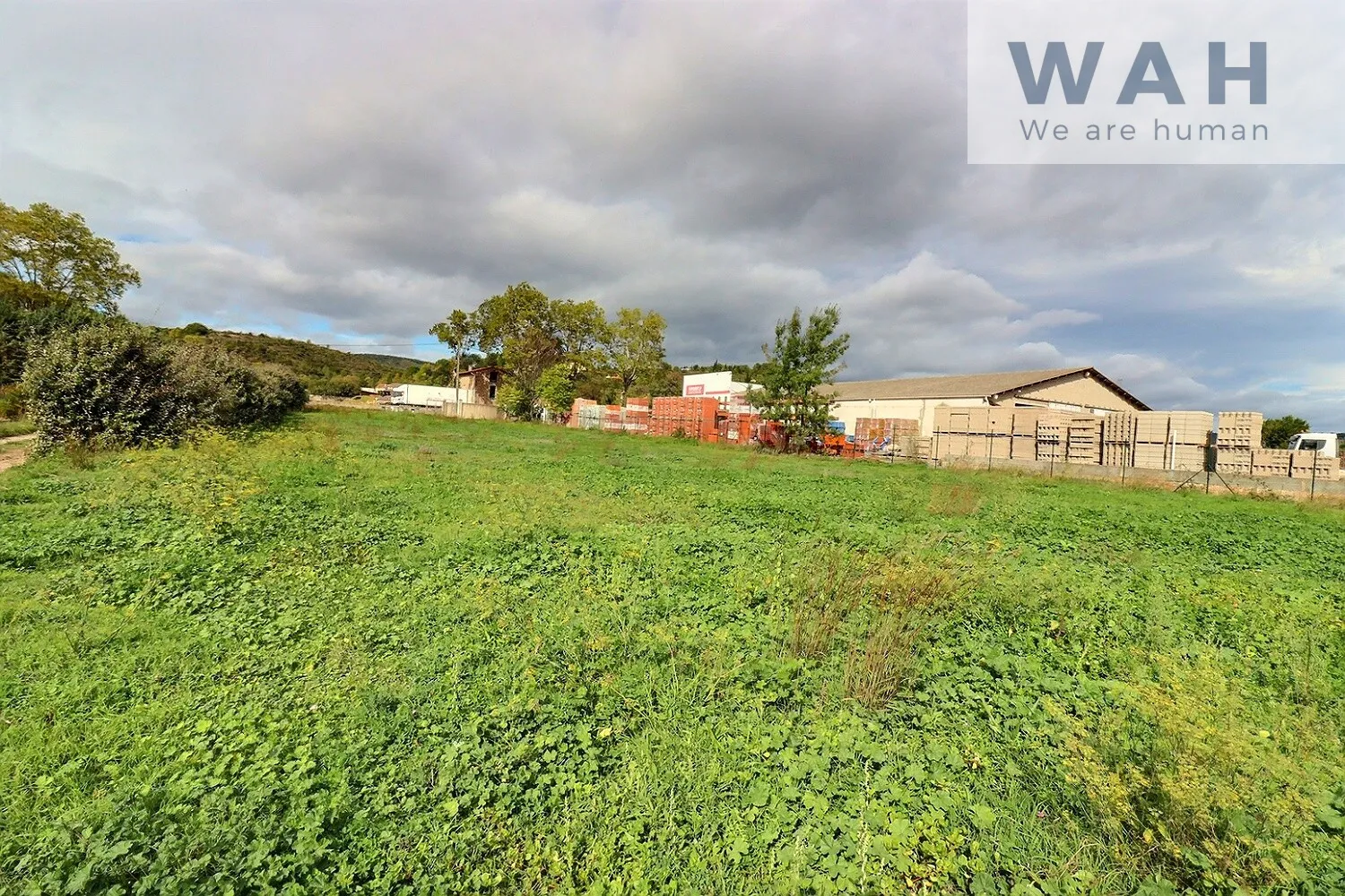 Terrain constructible à vendre - 1 500m2 - Bédarieux (34600) 