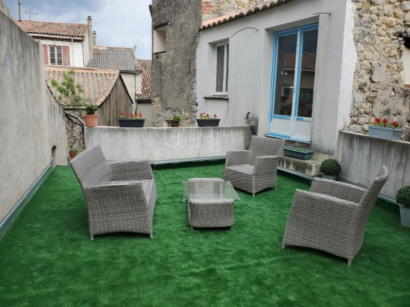 Maison de ville atypique - Ledignan - 134 m2 habitables 
