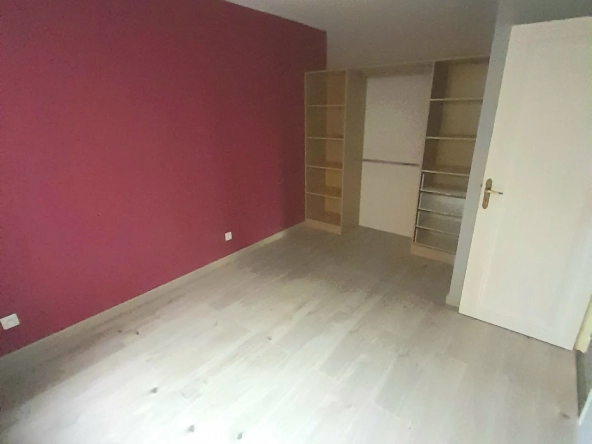 Villa 115m2 - 4 chambres - Garage 40m2 - Terrain 1407m2 à Beaurepaire 