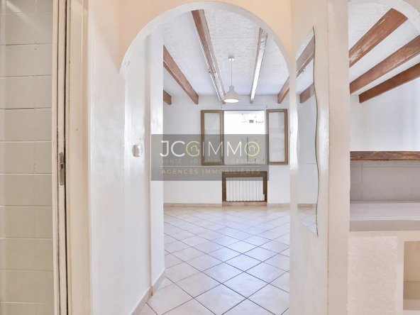 Appartement T1 31m2 à Sollies Pont centre 