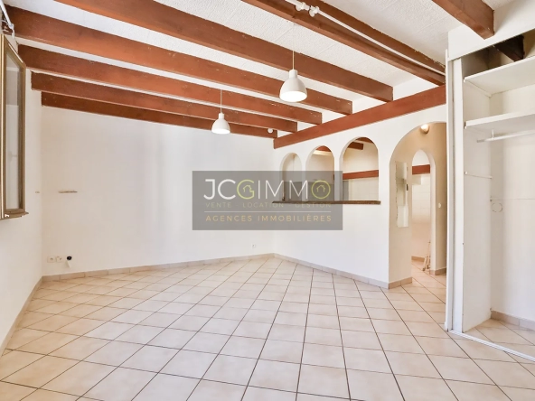 Appartement T1 31m2 à Sollies Pont centre 