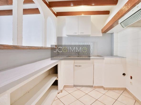 Appartement T1 31m2 à Sollies Pont centre 